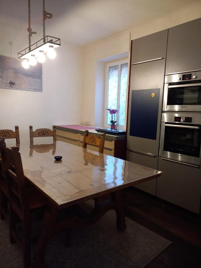 Dhamma-Retreat In Berlin Apartment ภายนอก รูปภาพ